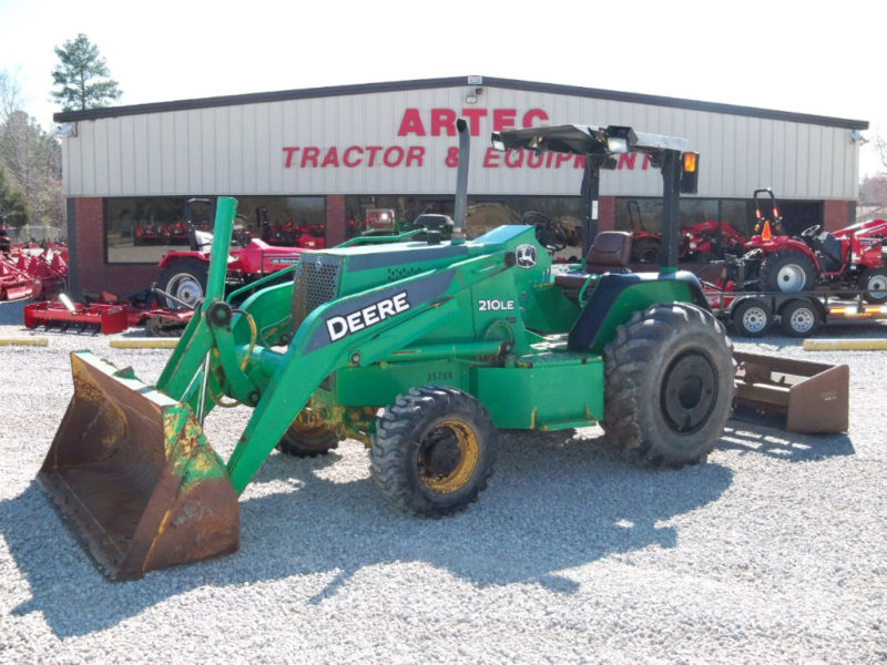 John Deere 210LE Tractor